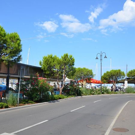Lägenhet på 45 m² i Izola, med 1 sovrum och 1 badrum  Exteriör bild