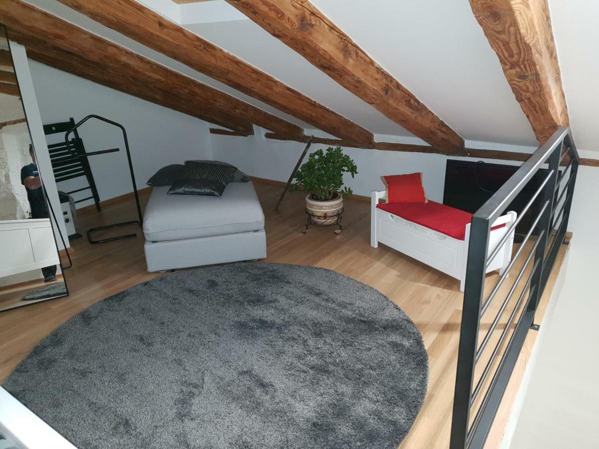 Lägenhet på 45 m² i Izola, med 1 sovrum och 1 badrum  Exteriör bild